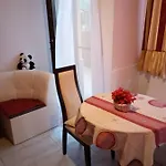 Vicente Apartment *